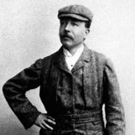 A close-up of a person

Description automatically generated