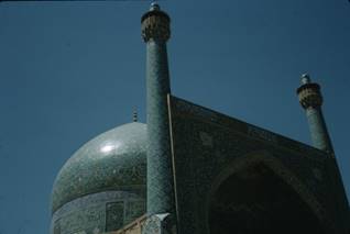 A picture containing outdoor, mosque, tower

Description automatically generated
